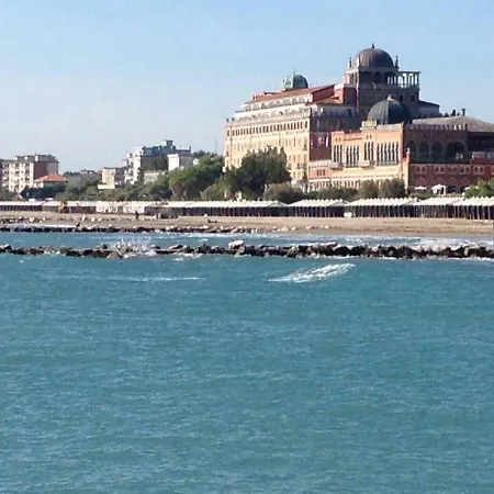 Via Cipro 16